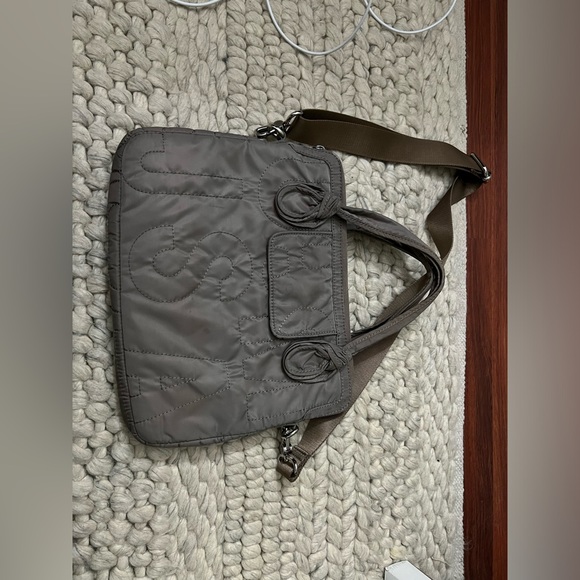 Marc by Marc Jacobs - Picture 2 of 3